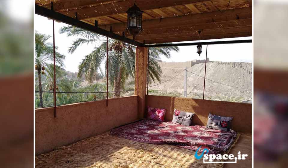 نمای داخل آلاچیق اقامتگاه بوم گردی بیرمی - روستای خائیز - تنگستان - بوشهر
